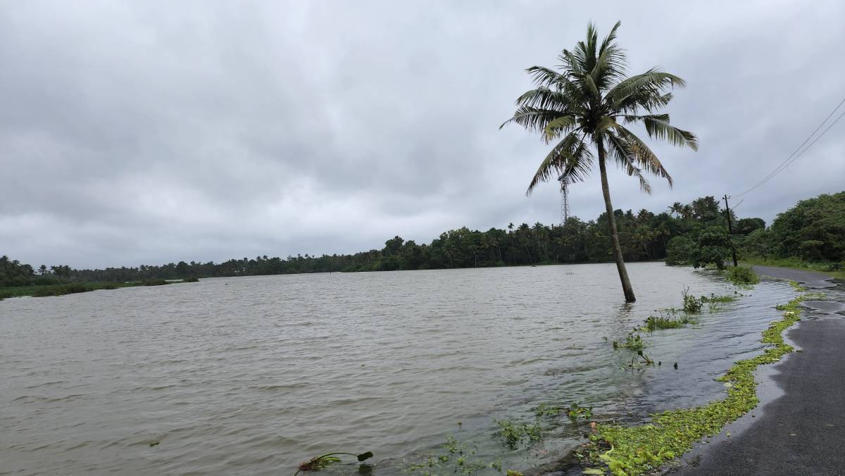 Karakulathunadu Village